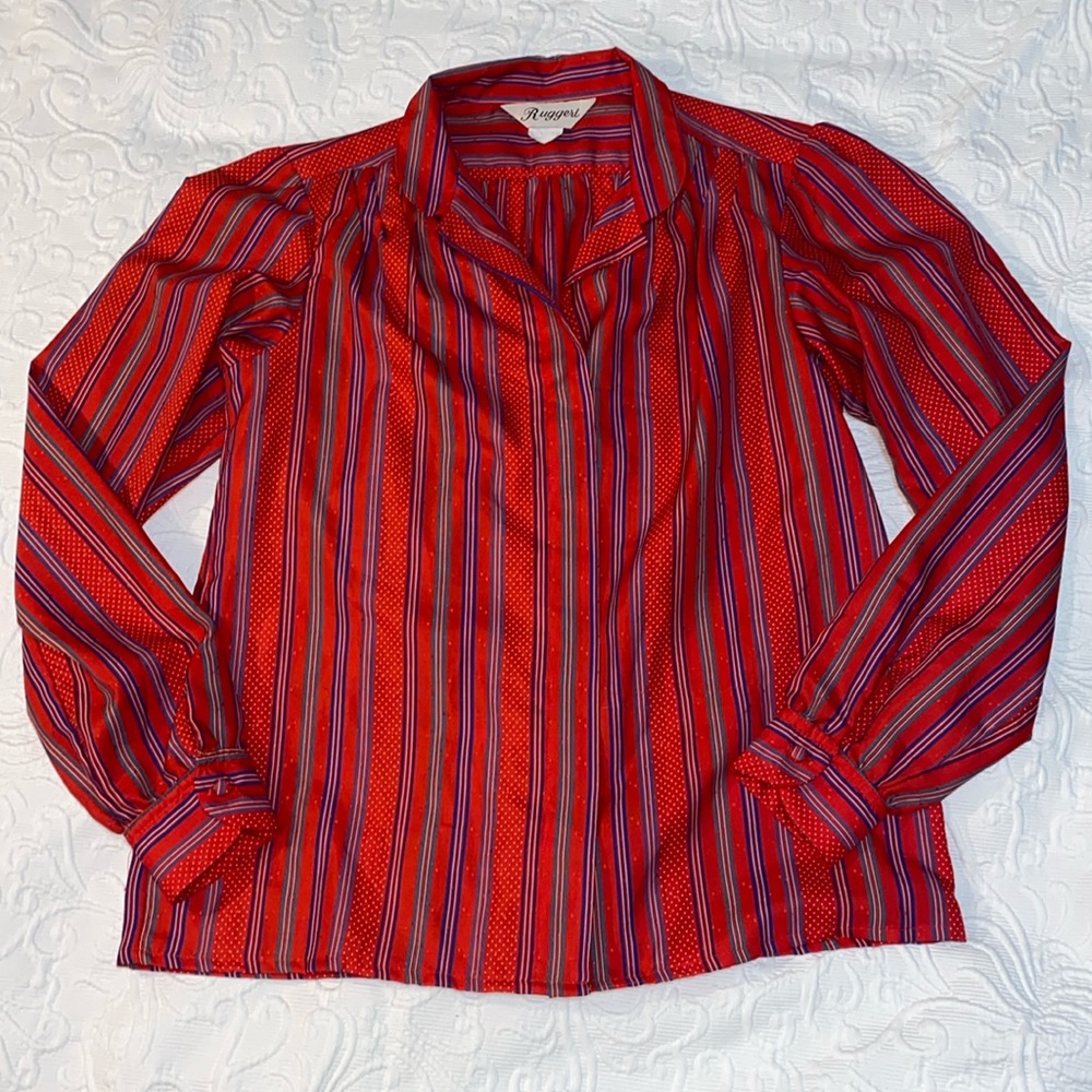 Vintagege Red Shirt